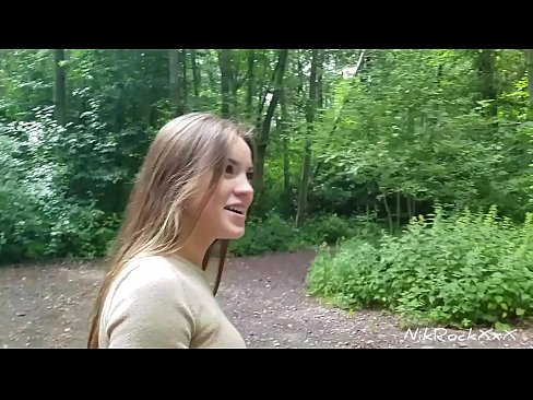 ❤️ Evelinari toki publiko batean izorratzen genuela proposatu nion! Baietz esan zuen. Orduan ipurdian izorratu eta ahoan esperma. Orduan bere burua haserretu zen. ❤❌ Pornografia %eu.taxiporec.topan ️❤